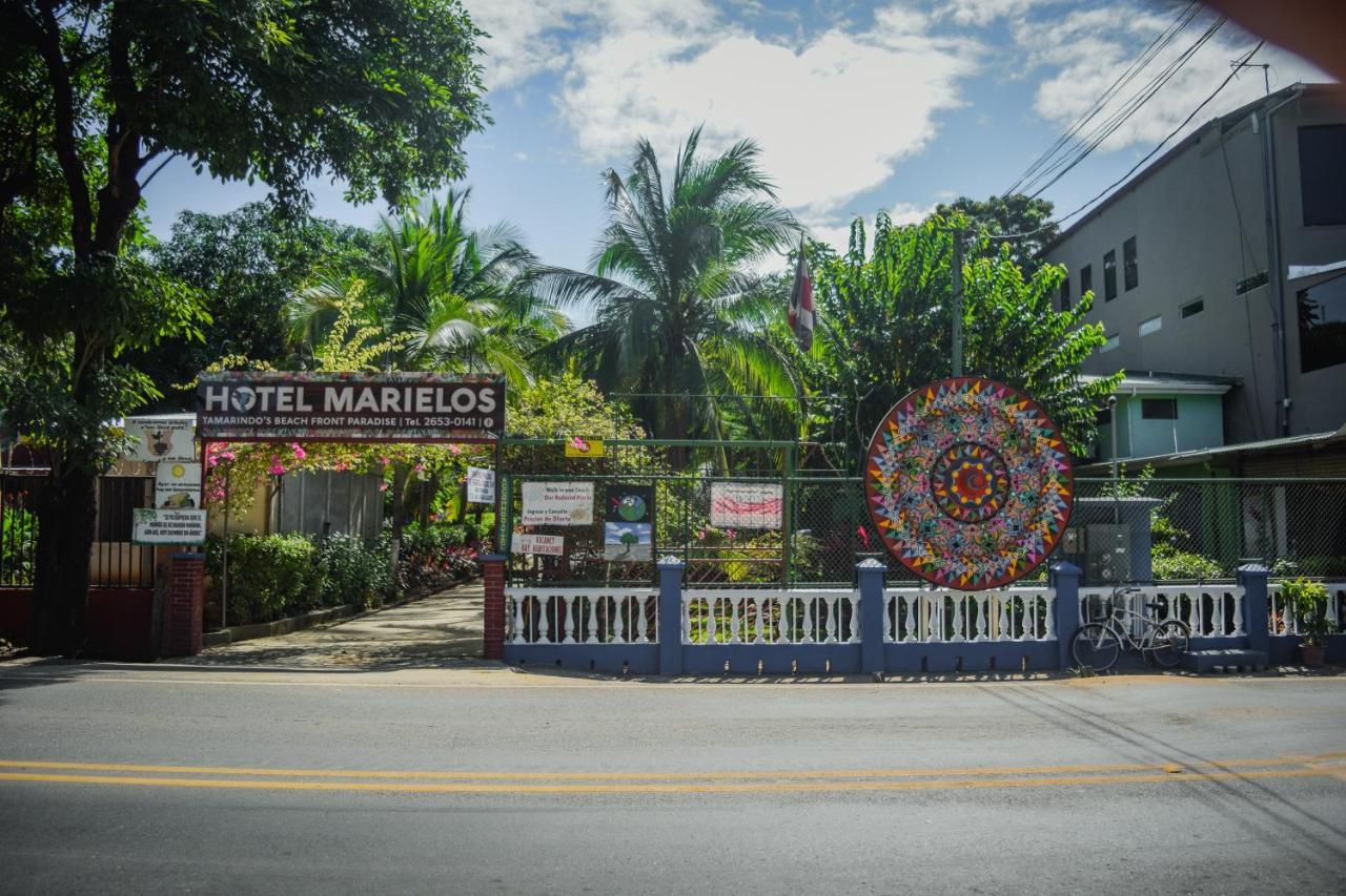 Hotel Marielos Tamarindo Exterior photo